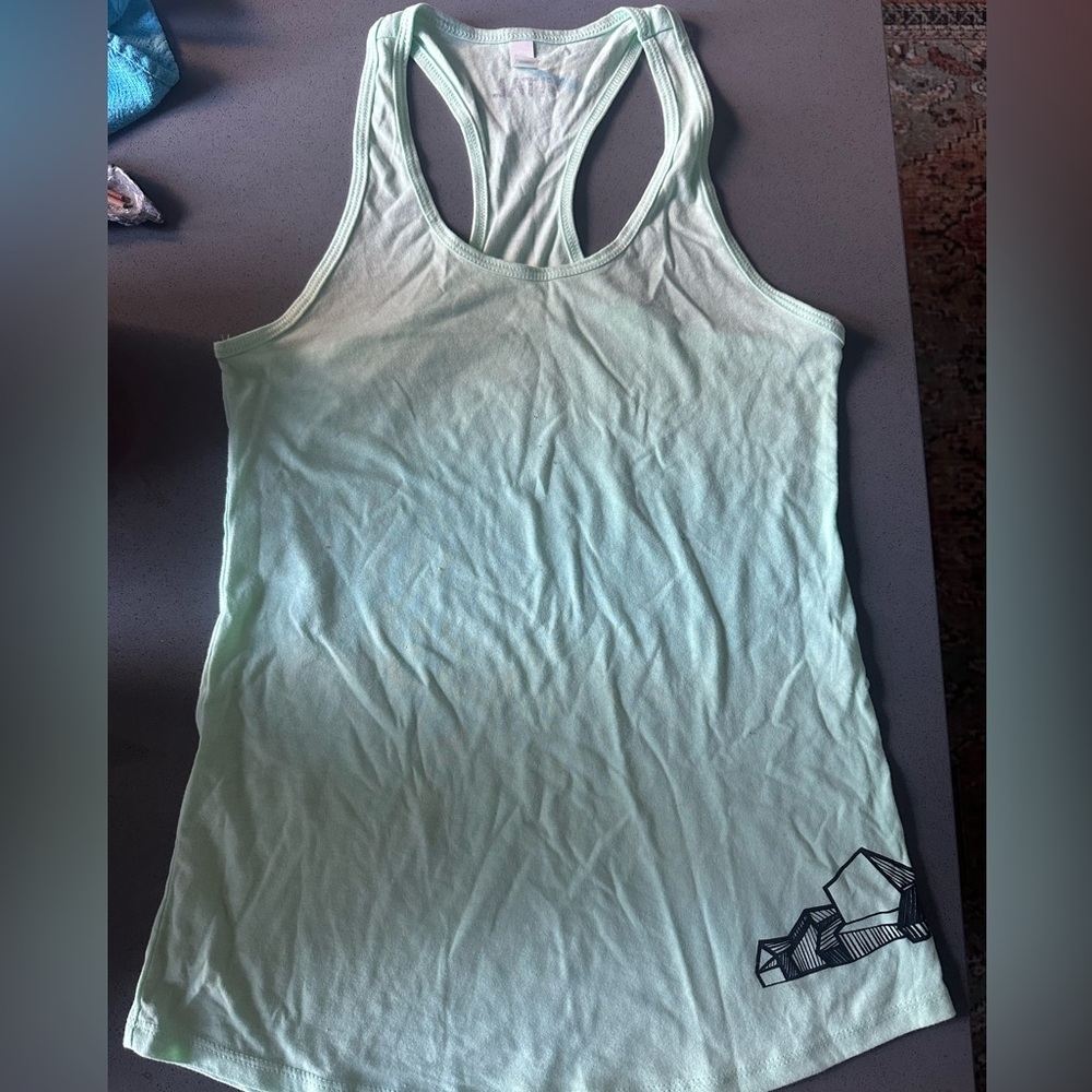 Women's graphic muscle tank size M